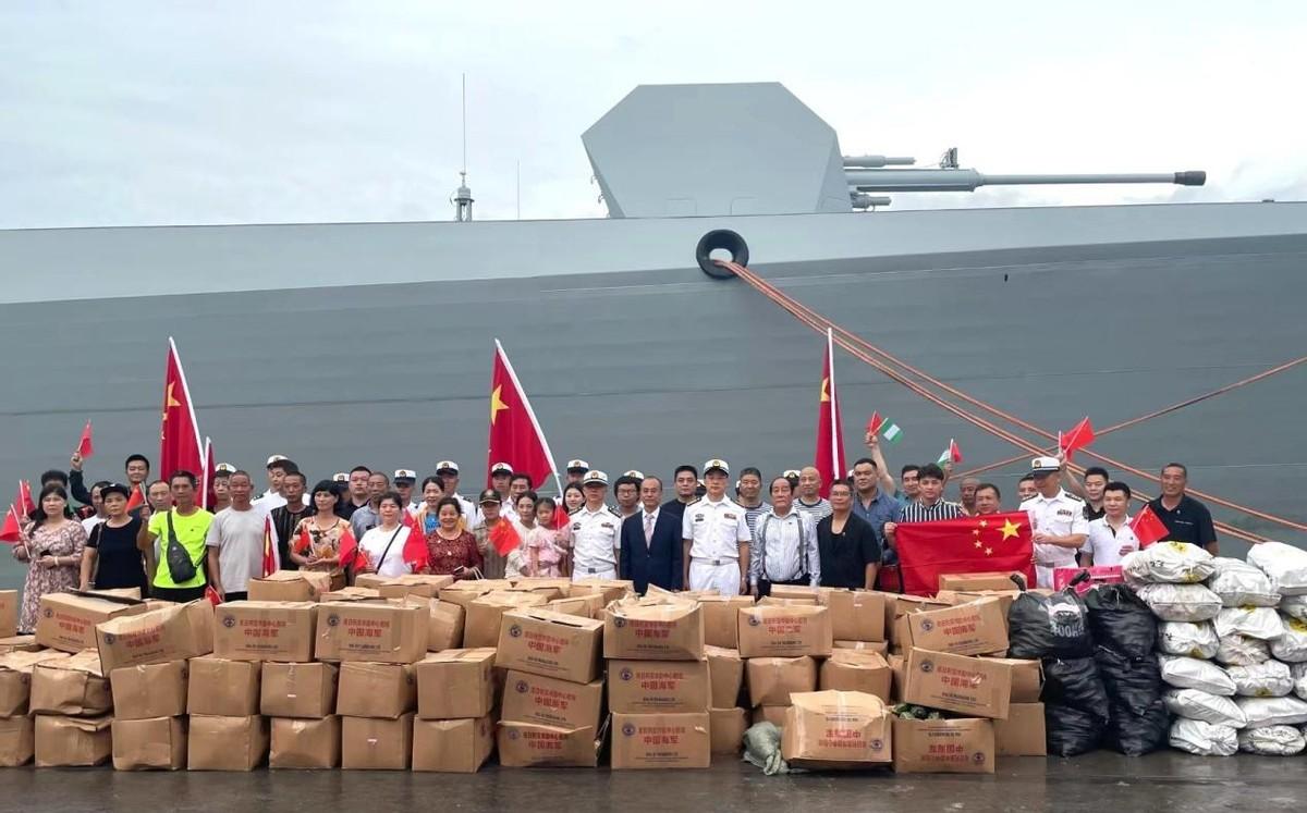 探索中國(guó)海軍的補(bǔ)給生命線——903A型補(bǔ)給艦，中國(guó)海軍補(bǔ)給生命線揭秘，903A型補(bǔ)給艦的探索之旅