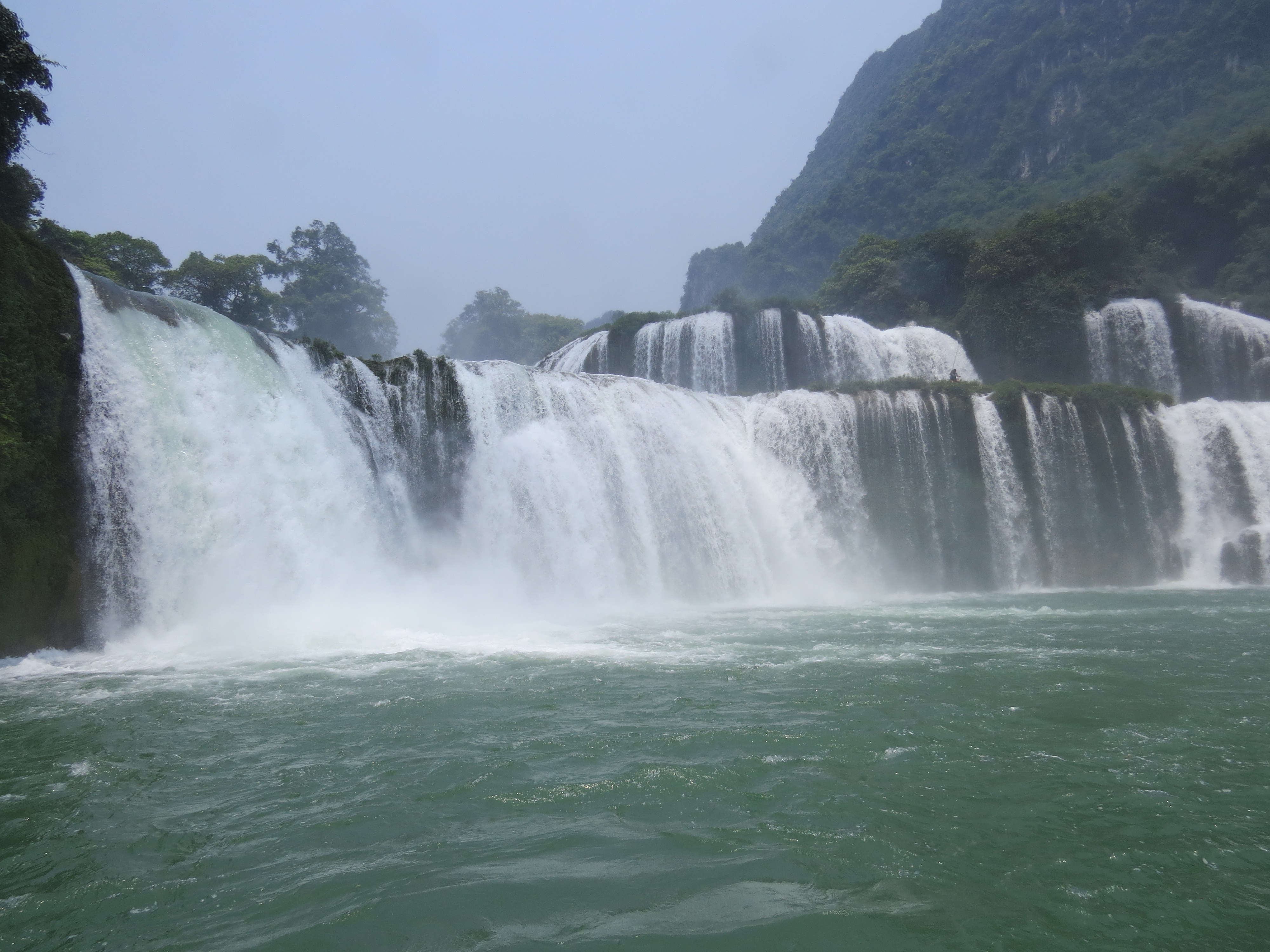 廣西德天瀑布旅游攻略，廣西德天瀑布旅游攻略大全